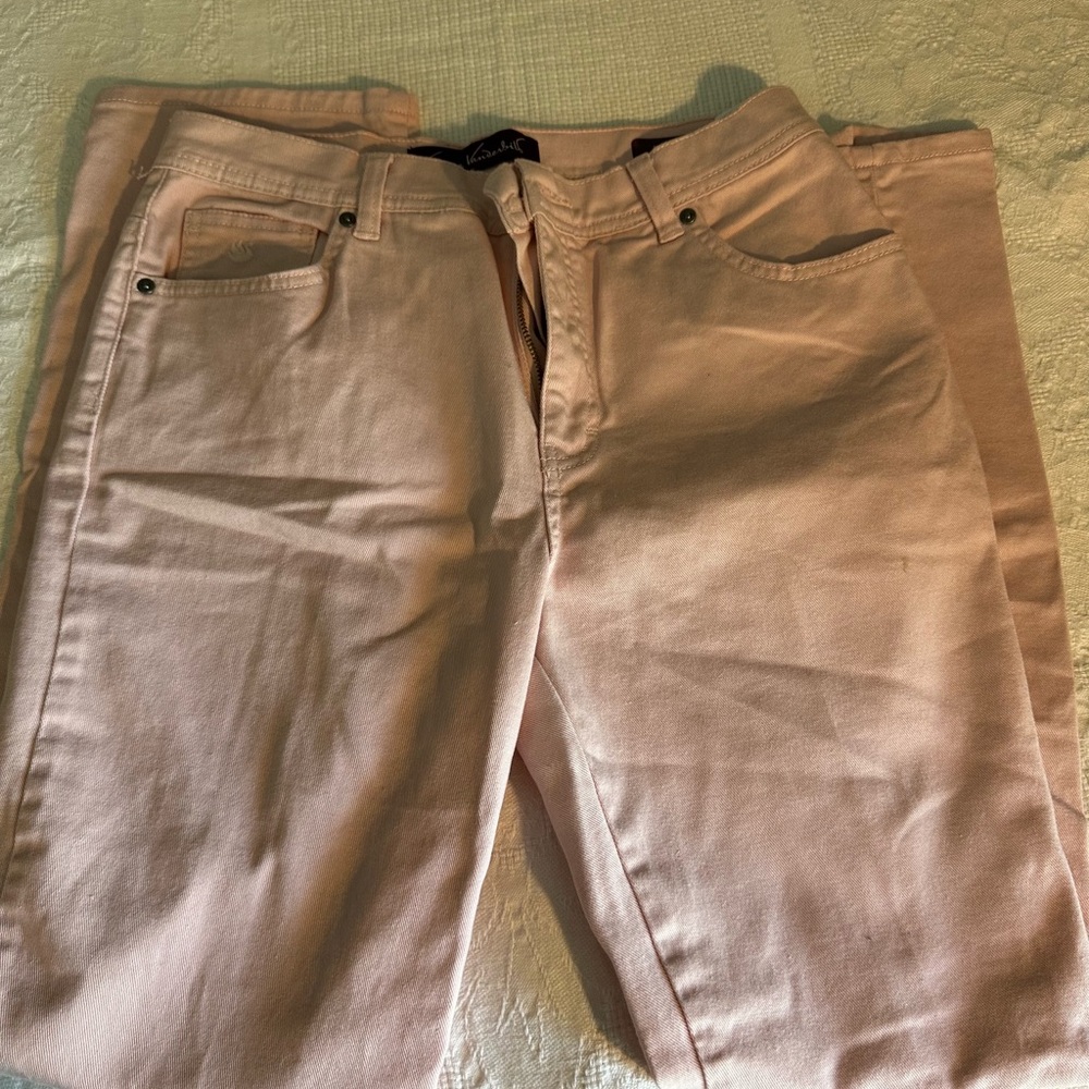 Gloria Vanderbilt Swan series pink blush jeans, 10 medium, barely worn